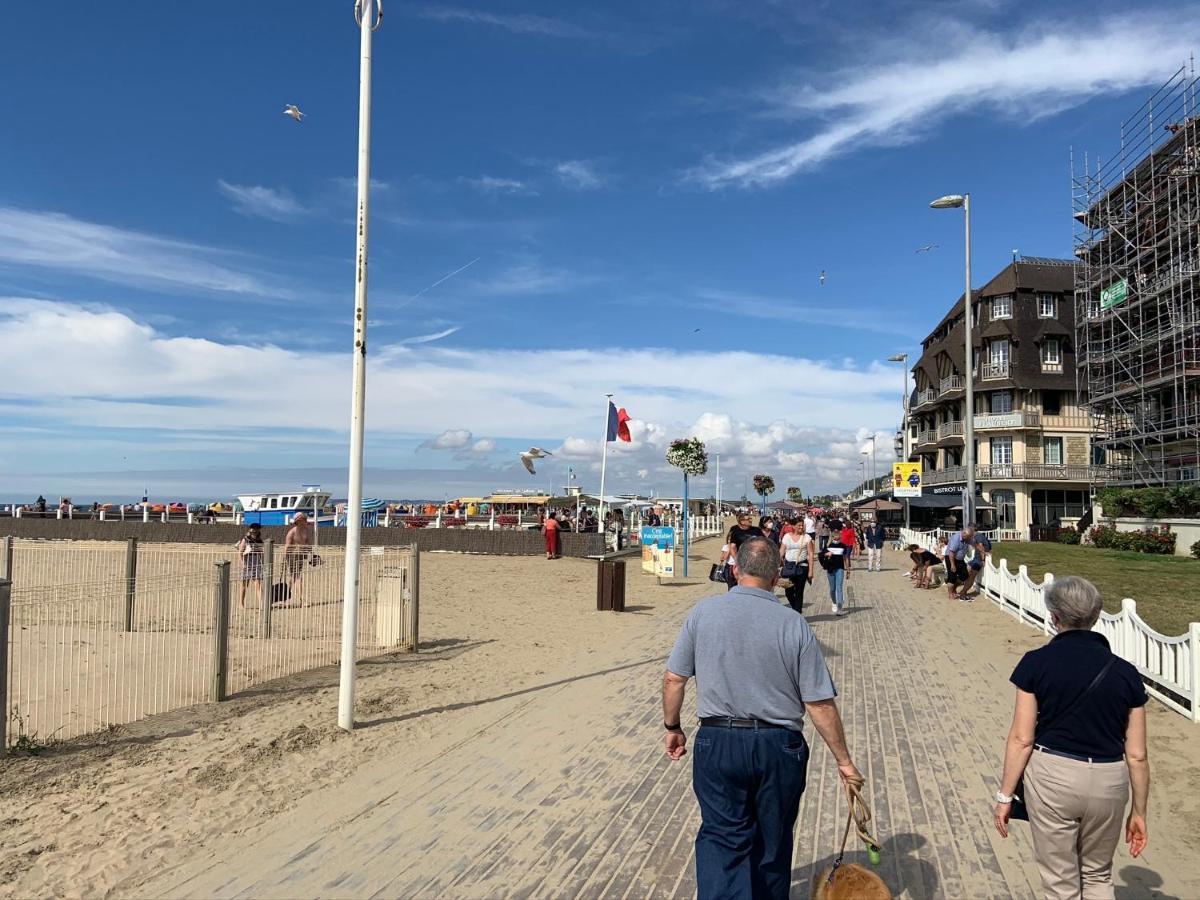 Hauteurs De Trouville - Studio Avec Terrasse Au Calme Ngoại thất bức ảnh